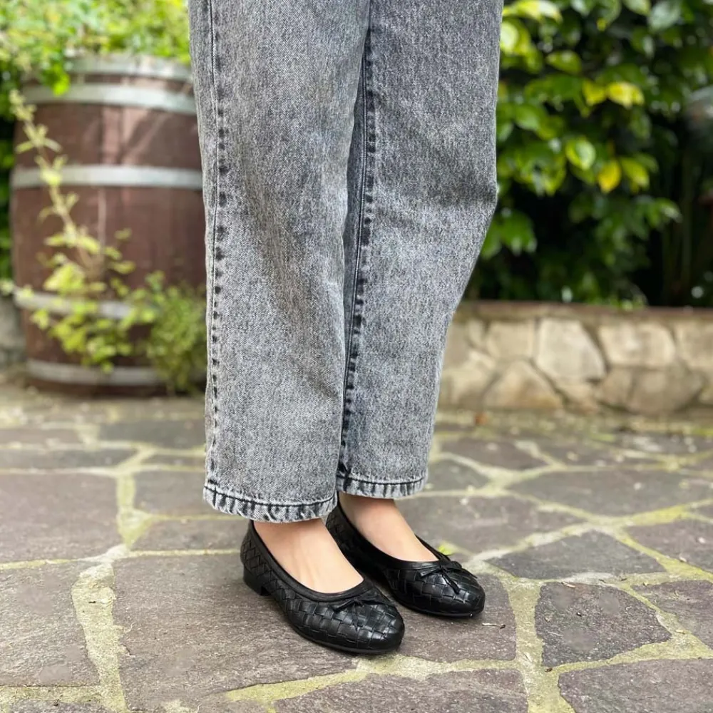 ballerine_in_pelle_intrec_1-2.webp Ballerine | Personal Ballerine in Pelle Intrecciata "ETOILE" - Nero