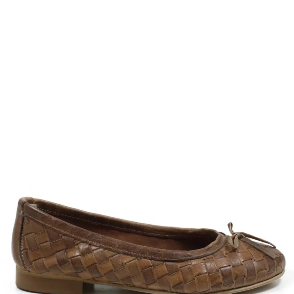 ballerine_in_pelle_intrec_2-1.webp Ballerine | Personal Ballerine in Pelle Intrecciata "ETOILE" - Cuoio