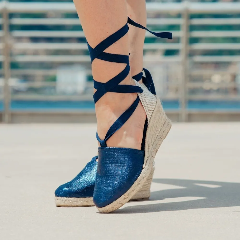 espadrillas_con_zeppa_med_1-9.webp Espadrillas | Sandali Con Zeppa | Mañana Espadrillas con Zeppa Media e Laccio alla caviglia "501" - Laminato Blu
