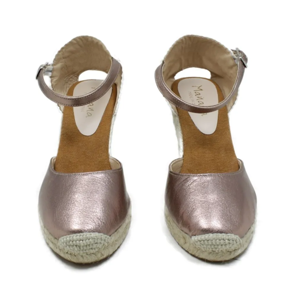 espadrillas_in_pelle_con__3-1.webp Espadrillas | Sandali Con Zeppa | Mañana Espadrillas in Pelle con Zeppa Alta e Cinturino "712" - Rame LaminatoRame