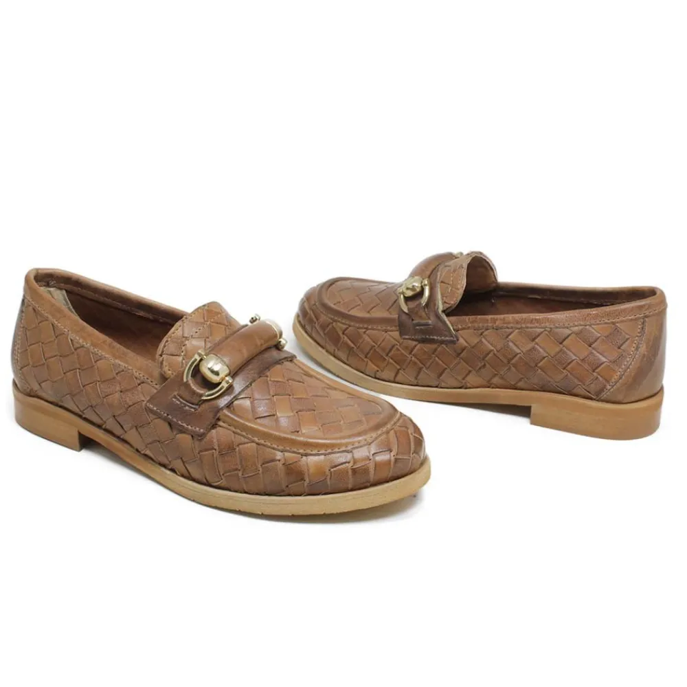 mocassini_da_donna_in_pel_5-1.webp Stringate & Mocassini | Personal Mocassini da Donna in Pelle Intrecciata "MOKA" - Cuoio