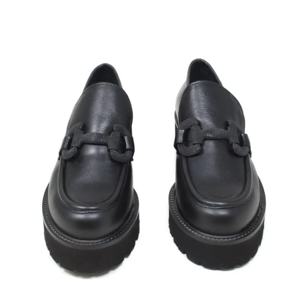 mocassini_da_donna_in_pel_6-1.webp Stringate & Mocassini | In Time Mocassini da Donna in pelle su platform con accessorio "CRAIG" - Nero