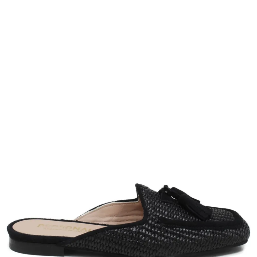 sabot_flat_in_rafia_e_cam_3.webp Stringate & Mocassini | Sabot | Personal Sabot Flat in Rafia e Camoscio con Nappine "CAPRI" - Nero