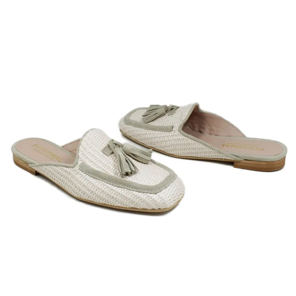 sabot_flat_in_rafia_e_cam_7-1.webp Stringate & Mocassini | Sabot | Personal Sabot Flat in Rafia e Camoscio con Nappine "CAPRI" - Beige