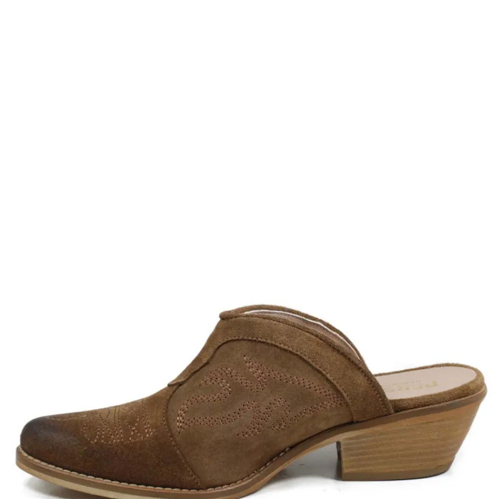 sabot_texani_ricamati_con_3-1.webp Sabot | Scarpe Con Tacco | Personal Sabot Texani Ricamati con Tacco Medio "ADEL" - Camoscio Cuoio