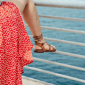 Sandali Bassi | Personal Sandali Bassi con Laccio alla Caviglia "Cornelia" - Pelle Cuoio