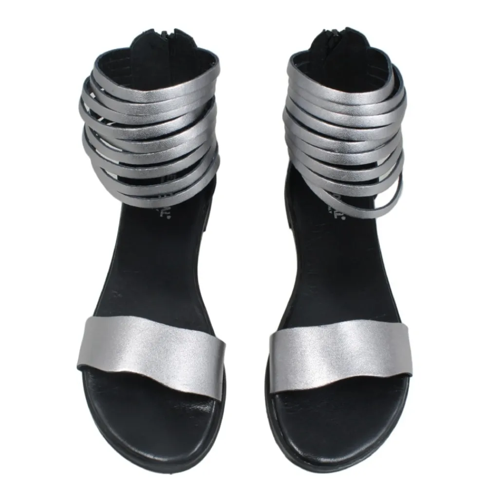 sandali_bassi_flat_in_pel_1-11.webp Sandali Bassi | Personal Sandali Bassi Flat in Pelle con Cavigliera "Nora" - Canna di Fucile/Nero CannadiFucile