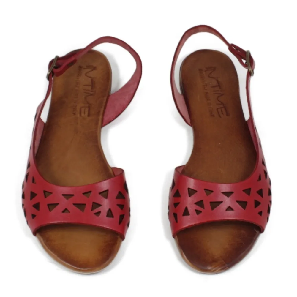 sandali_bassi_flat_trafor_1-2.webp Sandali Bassi | In Time Sandali Bassi Flat Traforati in Pelle "Patty" - /Cuoio Rosso
