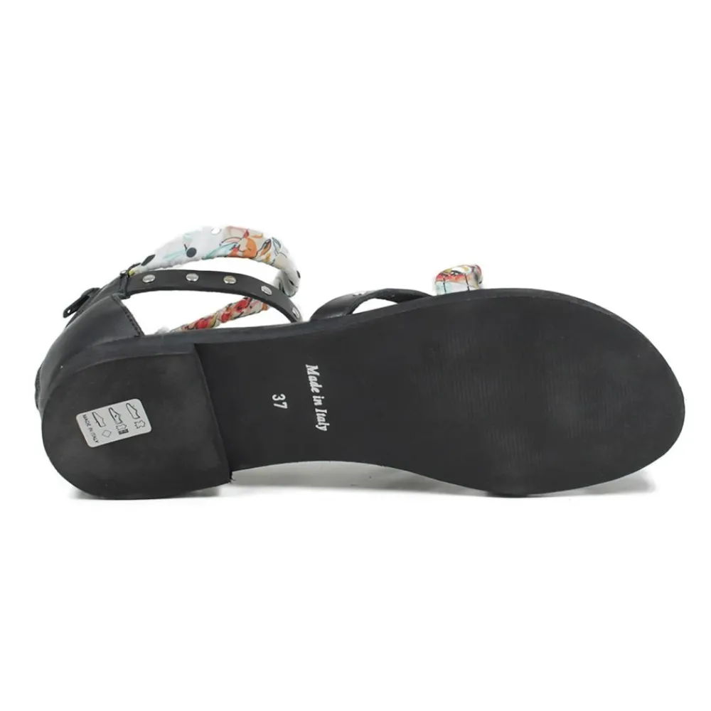 sandali_bassi_infradito_c_5.webp Sandali Bassi | Personal Sandali Bassi Infradito con Cavigliera Borchie e Foulard "Benirras" - Nero