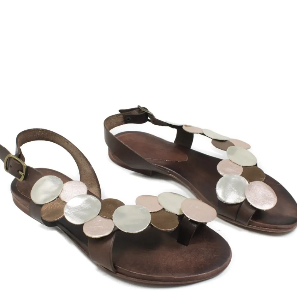 sandali_bassi_infradito_i_0-2.webp Sandali Bassi | In Time Sandali Bassi Infradito in Pelle "Penny" - Testa di Moro TestadiMoro