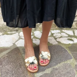 Sandali Bassi | Mañana Sandali Ciabatta in Pelle Laminata "JAVA" - Cuoio/ Platino