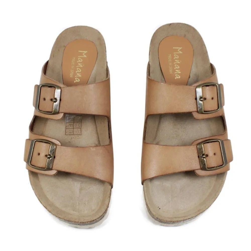 sandalo_ciabatta_unisex_i_1.webp Sandali Bassi | Mañana Sandalo Ciabatta Unisex in Pelle con Plantare Anatomico "HOLY" - Cuoio