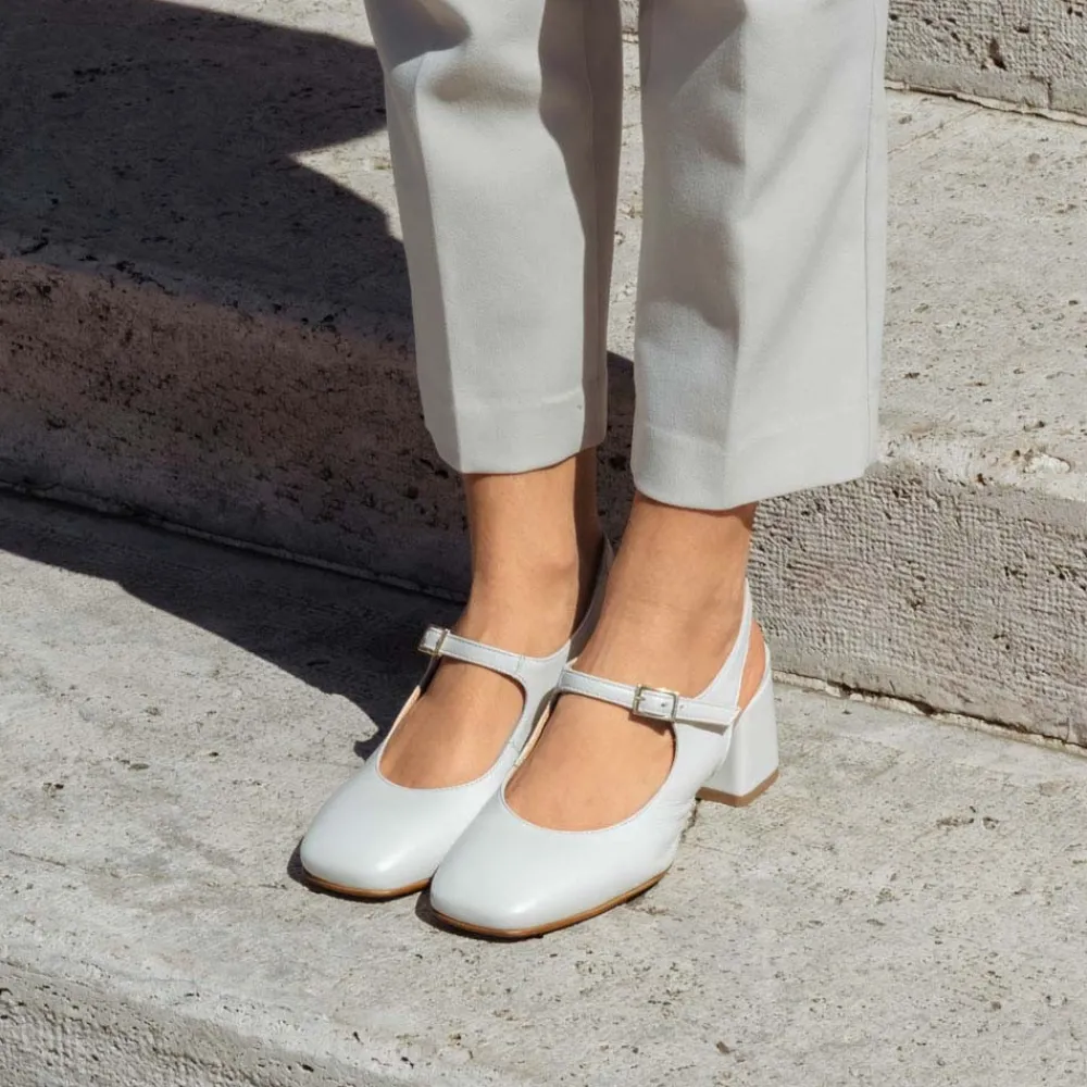 slingback_mary_jane_con_t_1-3.webp Scarpe Con Tacco | Personal Slingback Mary Jane con Tacco Comodo "Tesia" - Nappa Bianco