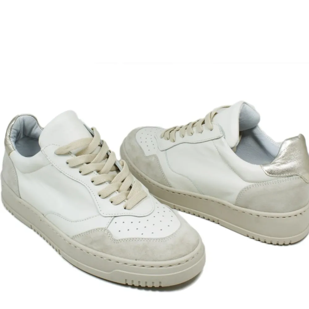 sneakers_in_pelle_da_donn_6.webp Sneakers | Personal Sneakers in pelle da donna "ARIS" - /Laminato Platino Bianco