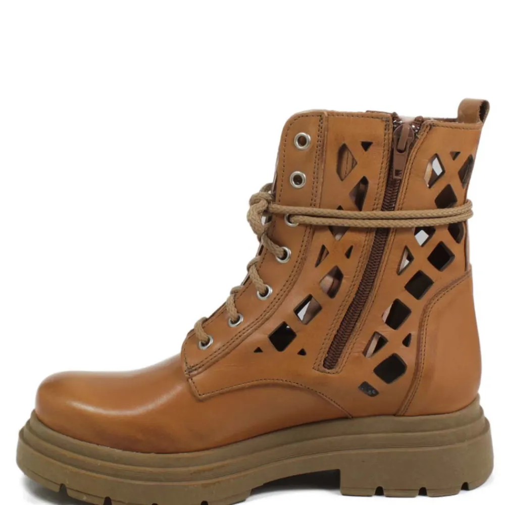 stivaletti_anfibi_laserat_3.webp Anfibi | Stivali Estivi | Personal Stivaletti Anfibi Laserati "CUBE" - Pelle Cuoio