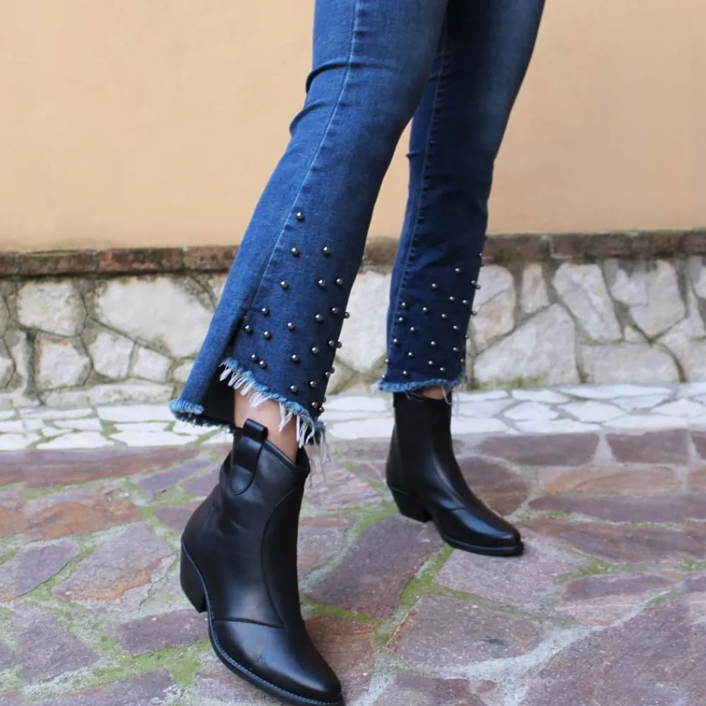 stivaletti_bassi_texani_c_1-3.webp Stivali Con Tacco | Stivali Texani | Personal Stivaletti Bassi Texani Camperos "YAMA" - Nero