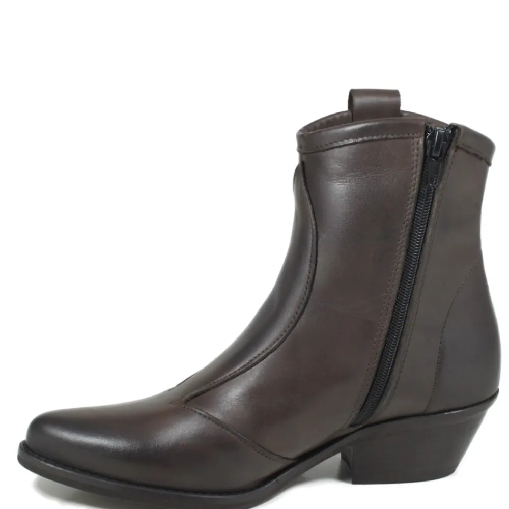 stivaletti_bassi_texani_c_2-4.webp Stivali Con Tacco | Stivali Texani | Personal Stivaletti Bassi Texani Camperos "YAMA" - Testa di Moro TestadiMoro