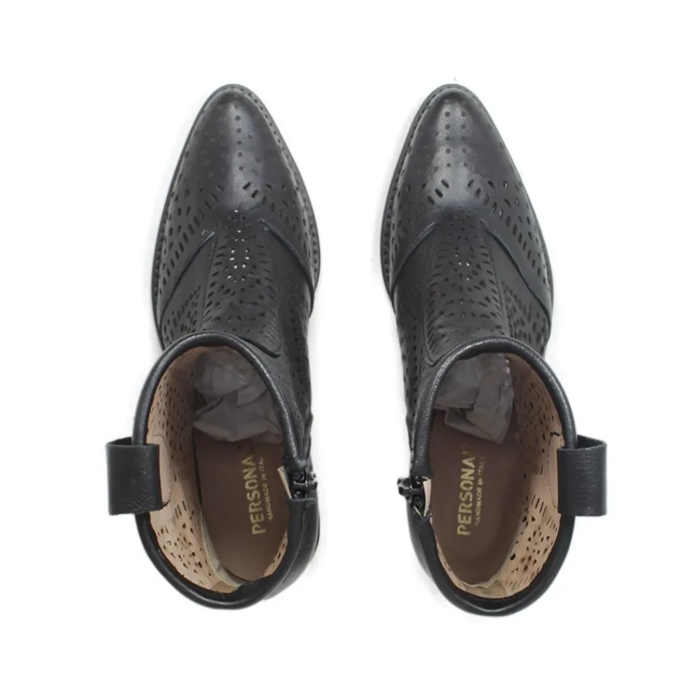 stivaletti_bassi_texani_c_6-1.webp Stivali Con Tacco | Stivali Estivi | Personal Stivaletti Bassi Texani Camperos Laserati "MAYA" - Nero