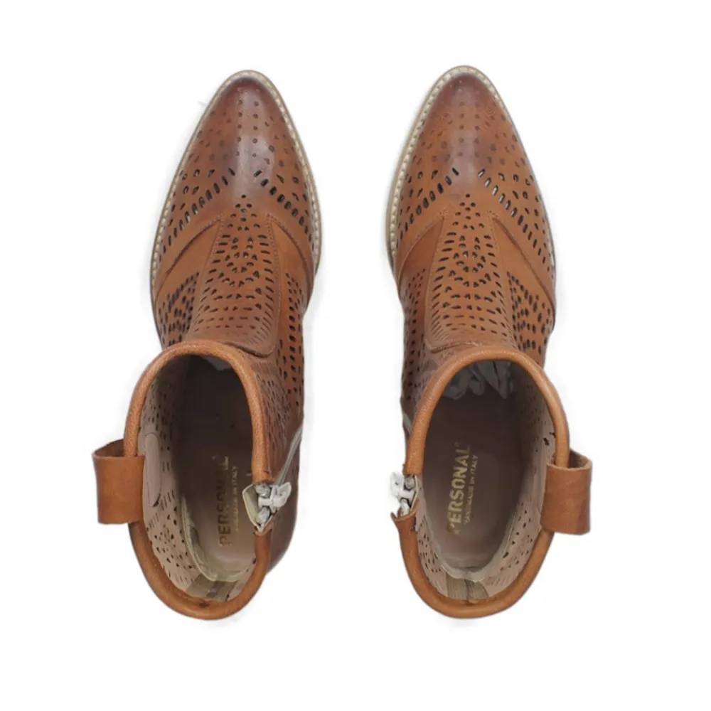 stivaletti_bassi_texani_c_6.webp Stivali Con Tacco | Stivali Estivi | Personal Stivaletti Bassi Texani Camperos Laserati "MAYA" - Cuoio