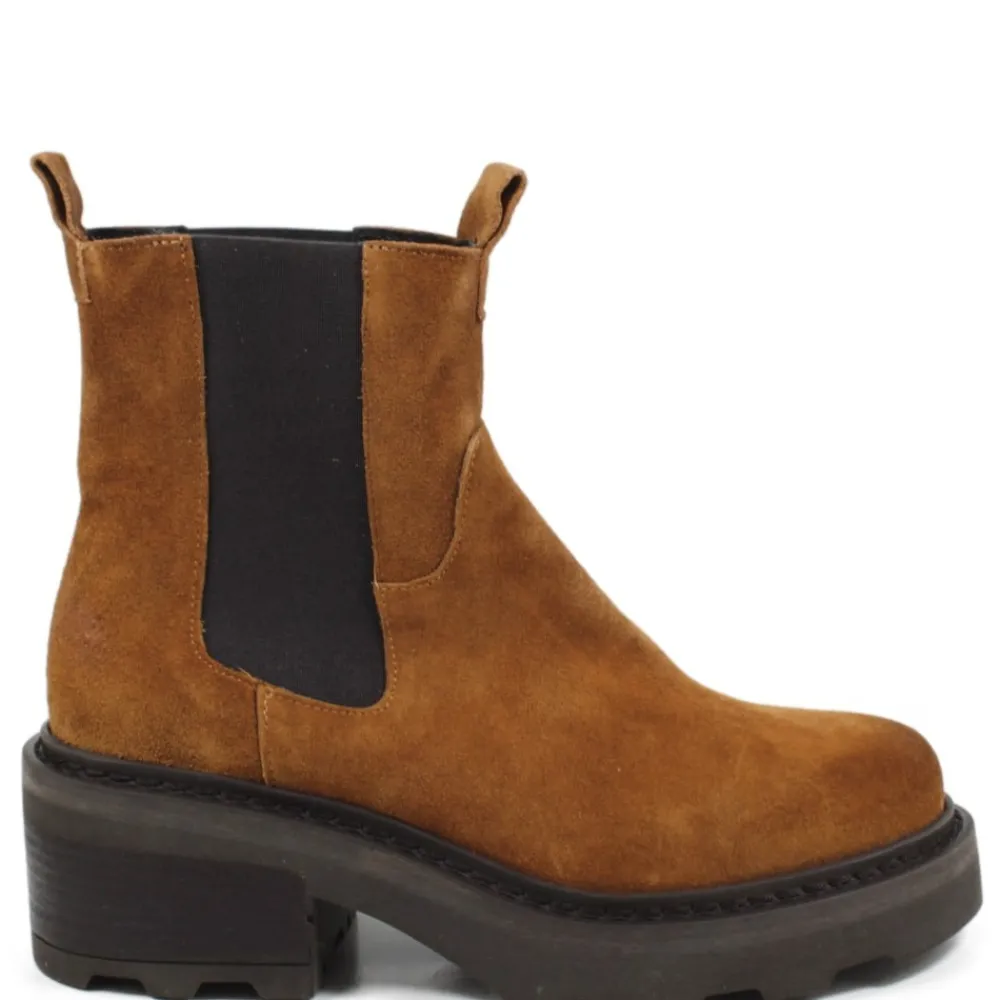 stivaletti_beatles_platfo_0.webp Anfibi | Stivali E Scarpe Con Zeppa | Made in Italy Stivaletti Beatles Platform con Elastici "Margo" - Camoscio Cuoio