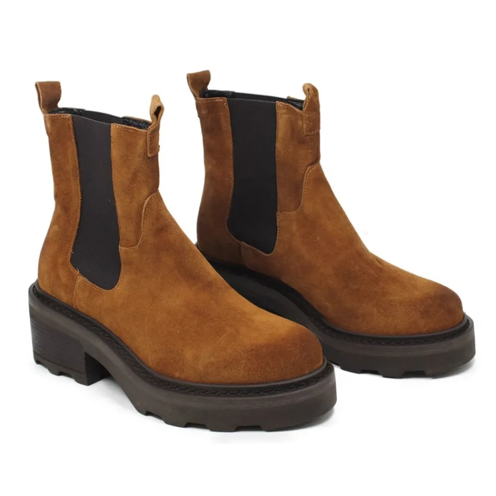 stivaletti_beatles_platfo_2.webp Anfibi | Stivali E Scarpe Con Zeppa | Made in Italy Stivaletti Beatles Platform con Elastici "Margo" - Camoscio Cuoio