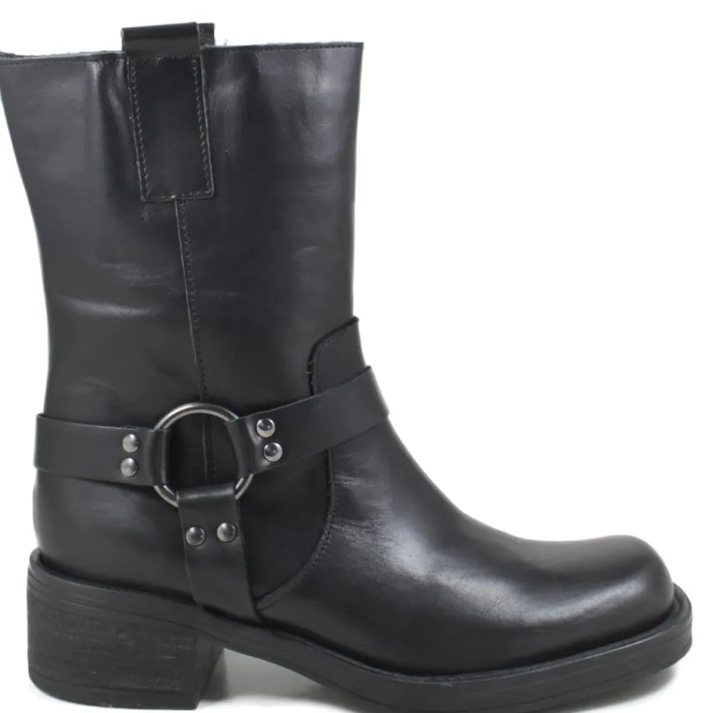 stivaletti_biker_punta_sq_0-1.webp Stivali Invernali | Bikers Invernali | Personal Stivaletti Biker Punta Squadrata con Cavigliera "KURT" - Nero