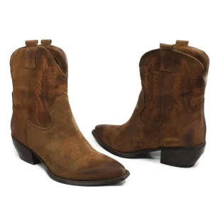 Stivali Texani | Stivali Invernali | In Time Stivaletti Camperos Texani con Ricamo "PETRA" - Camoscio Cuoio