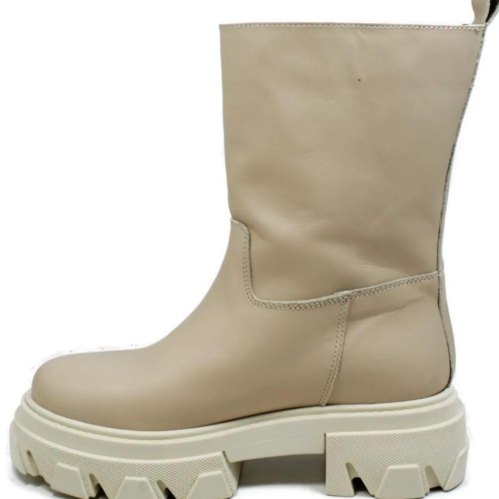 stivaletti_combat_boots_p_1.webp Anfibi | Stivali Estivi | Personal Stivaletti Combat Boots Platform "LOW SNAP" - Pelle Crema