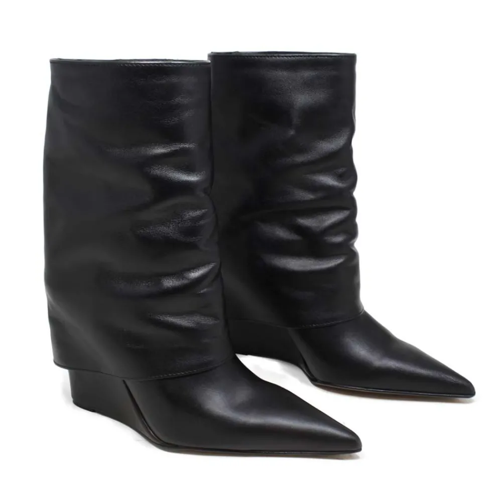 stivaletti_su_zeppa_alta__3.webp Stivali E Scarpe Con Zeppa | Stivali Invernali | Personal Stivaletti su Zeppa Alta Punta Fina e Bavero Risvolto "FILL" - Pelle Nero