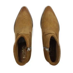 Stivali Estivi | Stivali Texani | In Time Stivaletti Texani  alla caviglia con Ricamo "PASO" - Camoscio Cuoio