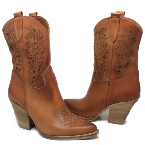 Stivali Con Tacco | Stivali Estivi | Personal Stivaletti Texani Camperos Bassi Laserati con tacco "Leny" - Cuoio