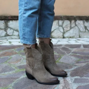 Stivali Texani | Stivali Invernali | Personal Stivaletti Texani con Ricamo "LORAH" - Camoscio Taupe