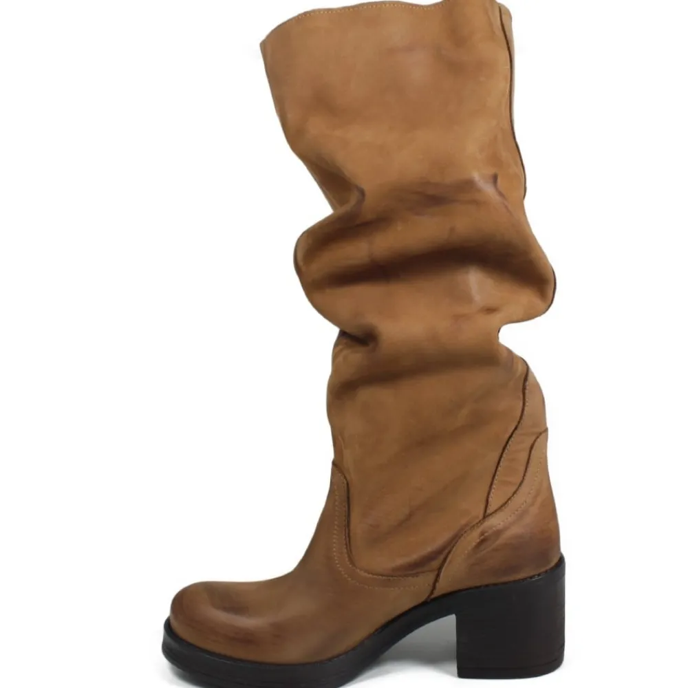 stivali_alti_biker_boots__2-5.webp Stivali Con Tacco | Stivali Invernali | In Time Stivali Alti  Biker Boots con Tacco "58/A" - Cuoio