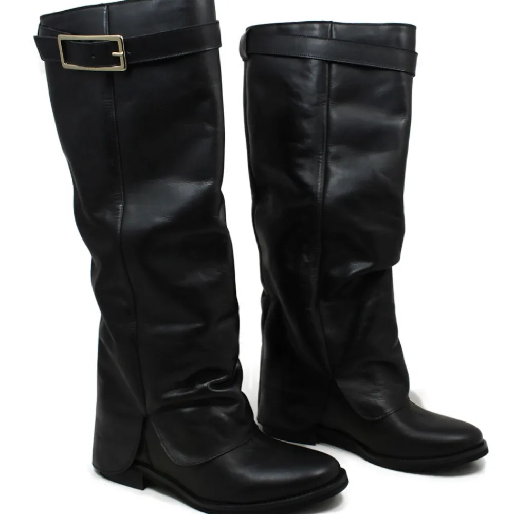 stivali_alti_con_zeppa_in_3.webp Stivali E Scarpe Con Zeppa | Stivali Invernali | Personal Stivali alti con zeppa interna e bavero risvolto "ALENA" - Pelle Nero