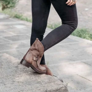 Stivali Invernali | Bikers Invernali | In Time Stivali Bassi Biker Boots Fibbia "MANTRA/B" - Testa di Moro TestadiMoro