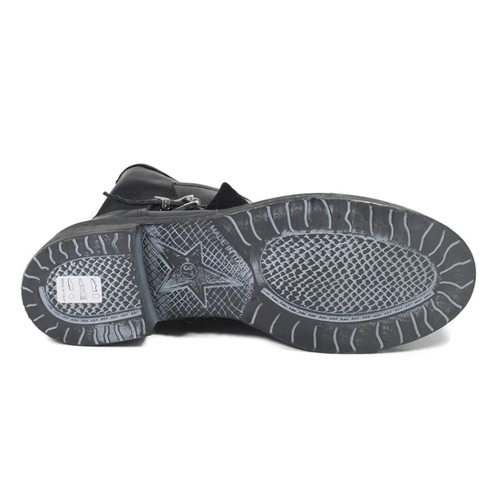 stivali_bassi_biker_boots_5-1.webp Stivali Invernali | Bikers Invernali | In Time Stivali Bassi Biker Boots Fibbia "MANTRA/B" - Pelle Nero