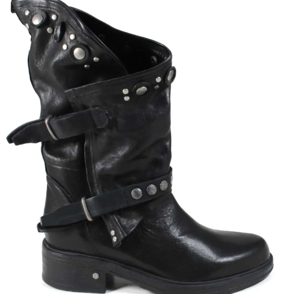 stivali_biker_boots_con_b_0-3.webp Stivali Invernali | Bikers Invernali | Personal Stivali Biker Boots con borchie e due cinturini "MAIRA" - Lavato Nero