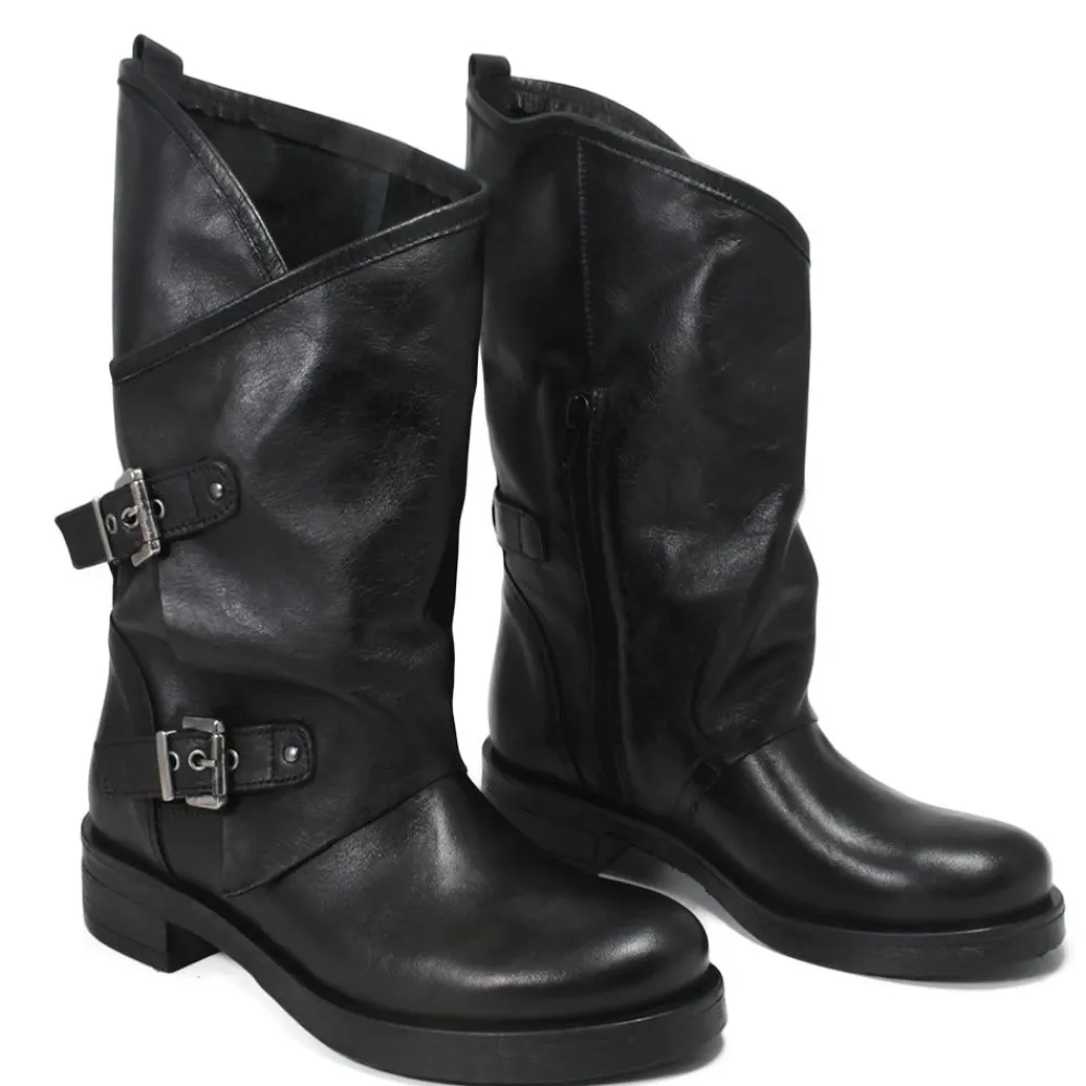 stivali_biker_boots_con_d_3-5.webp Stivali Invernali | Bikers Invernali | In Time Stivali Biker Boots con due fibbie "MANTRA/A" - Pelle Nero