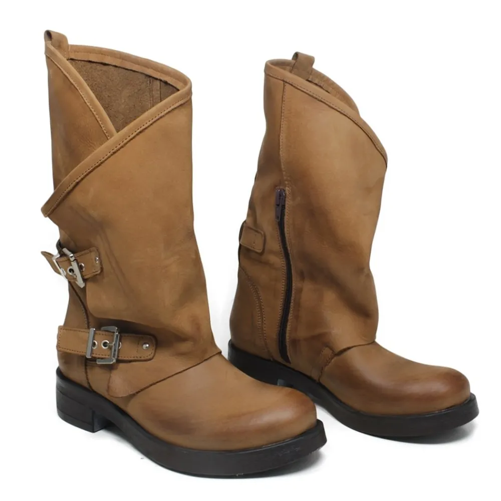 stivali_biker_boots_con_d_4-3.webp Stivali Invernali | Bikers Invernali | In Time Stivali Biker Boots con due fibbie "MANTRA/A" - Cuoio