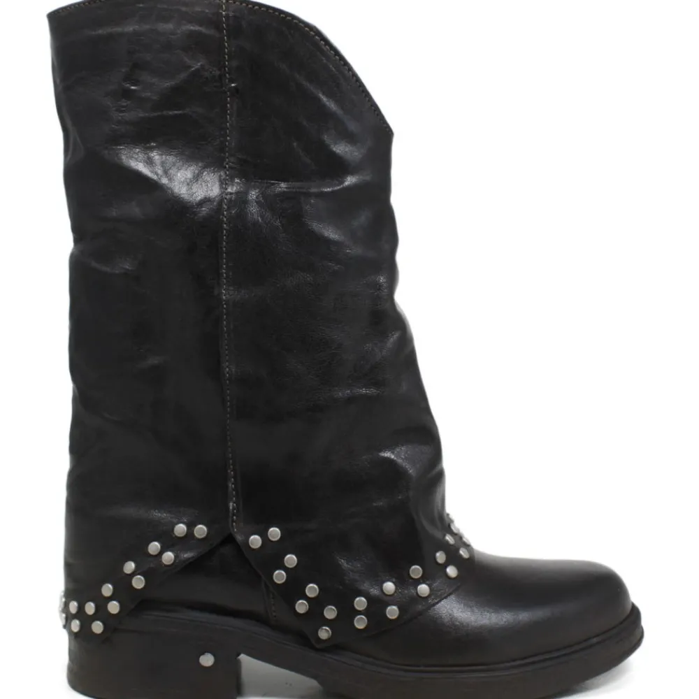 stivali_biker_boots_con_g_0-1.webp Stivali Invernali | Bikers Invernali | Personal Stivali Biker Boots con ghetta risvolto e borchiette "NIVES" - Lavato Testa di Moro TestadiMoro