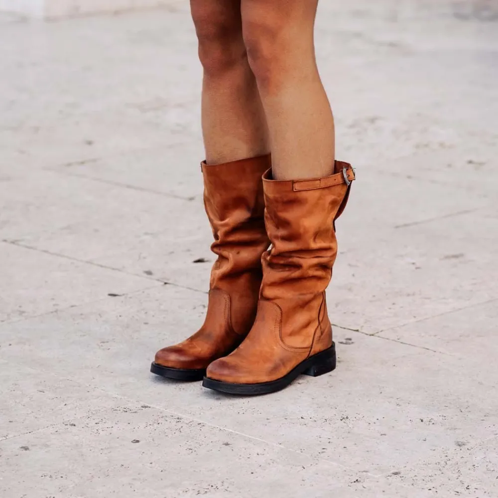 stivali_biker_boots_met_p_1-1.webp Stivali Invernali | Bikers Invernali | In Time Stivali Biker Boots Metà Polpaccio "NOA/M" - Nabuk Cuoio