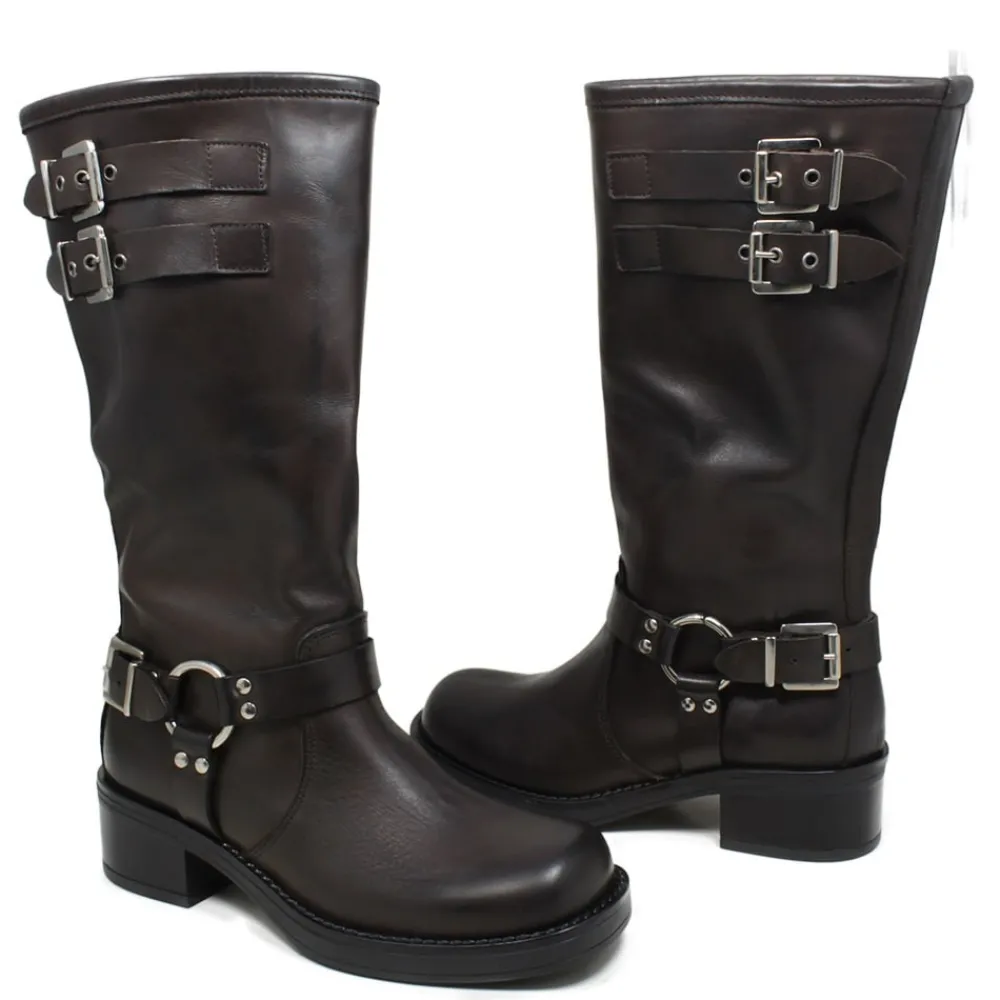 stivali_biker_punta_squad_4-1.webp Stivali Invernali | Bikers Invernali | Personal Stivali Biker Punta Squadrata 3 Fibbie "ROGER" - Marrone TestadiMoro