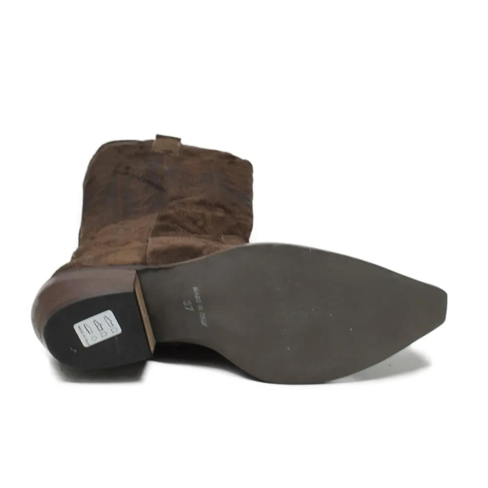 stivali_camperos_texani_c_7-2.webp Stivali Con Tacco | Stivali Texani | In Time Stivali Camperos Texani con Ricamo Imbottito "PAULA" - Camoscio Marrone TestadiMoro