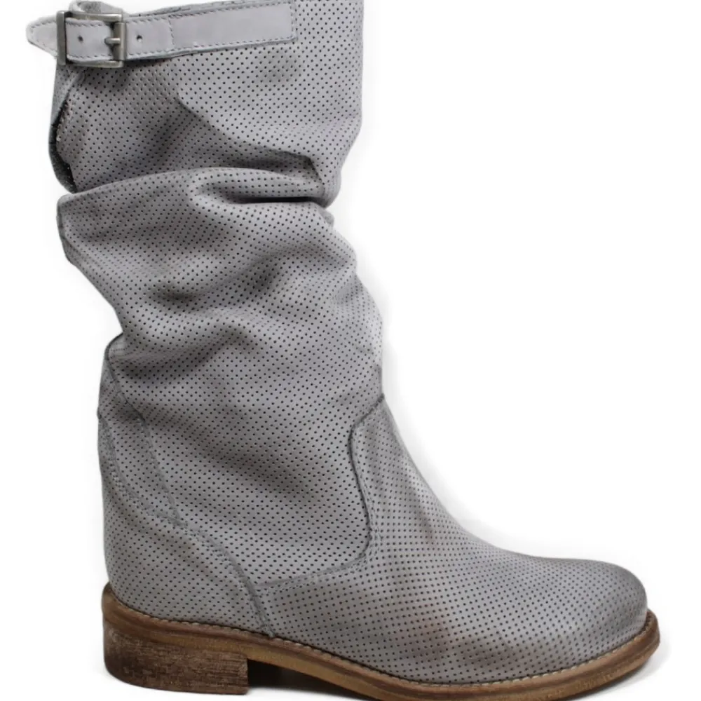 stivali_estivi_traforati__0-3.webp Stivali Estivi | Bikers Estivi | In Time Stivali Estivi Traforati Arricciati "BIK/M" - Grigio