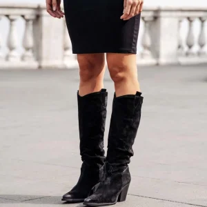 Stivali Con Tacco | Stivali Texani | Personal Stivali Texani Camperos Arricciati con tacco "EMILY" - Camoscio Nero