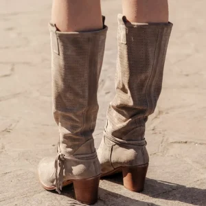 Stivali Con Tacco | Stivali Estivi | In Time Stivali Traforati in Camoscio con Tacco "5020" - Taupe